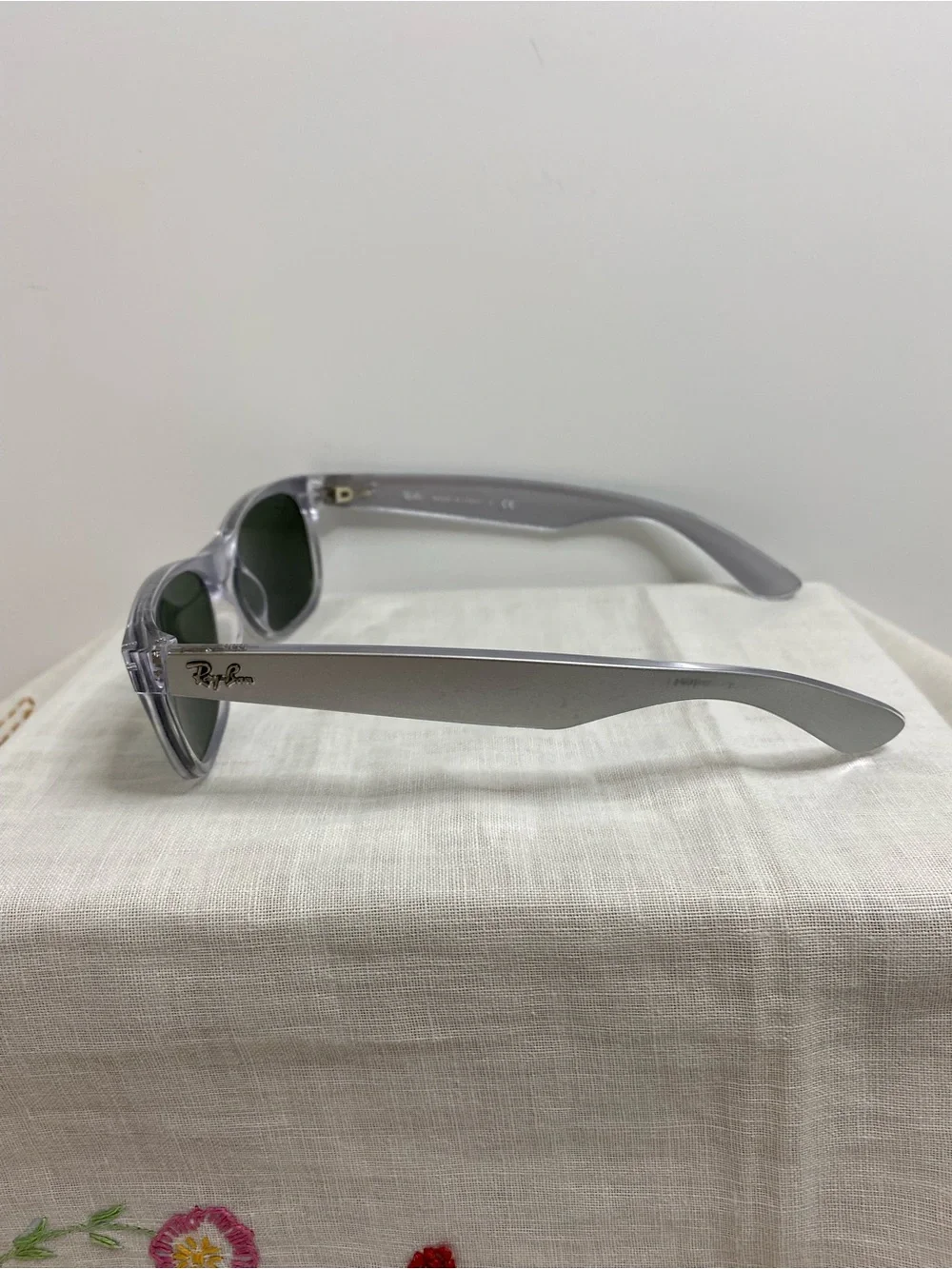 Ray-Ban New Wayfarer Sunglasses 6144/40 Silver Gray Made In Italy